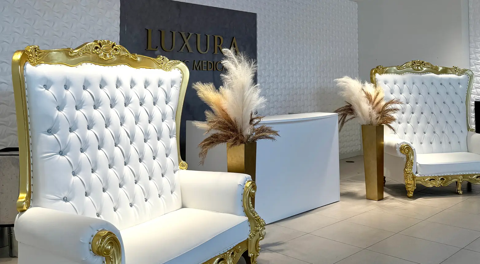 Inside the Luxura Spa studio serving New York, NY
